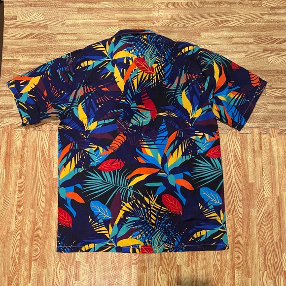 Vintage 90’s Blue Hawaiian aloha shirt - Picture 2 of 5